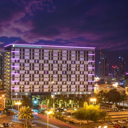 インターコンチネンタル リージェンシー バーレーン マナーマ エクステリア 写真 The hotel at night