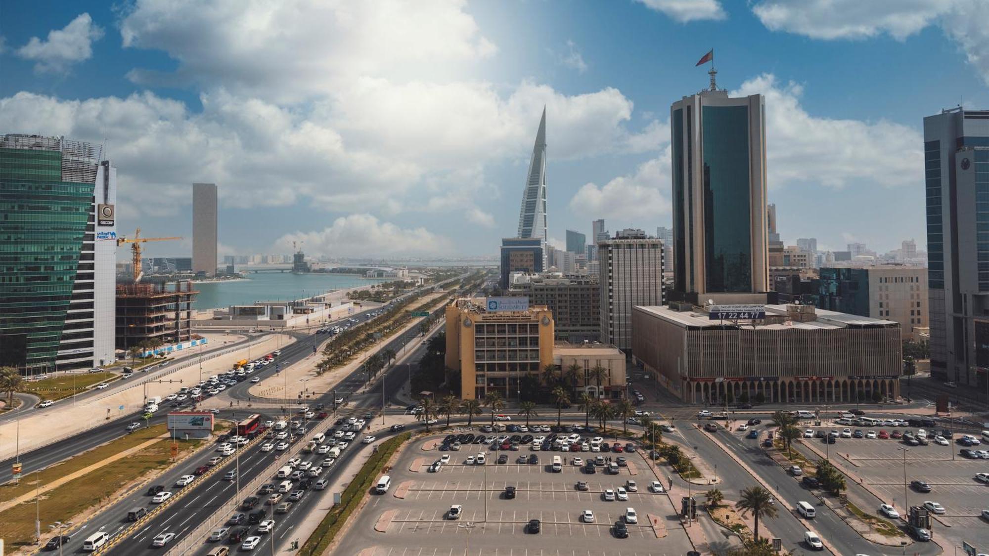 インターコンチネンタル リージェンシー バーレーン マナーマ エクステリア 写真 Manama skyline